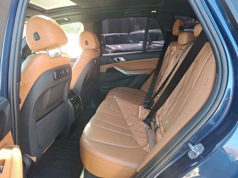 Used 2019 BMW X5 xDrive40i w/ Convenience Package image 11