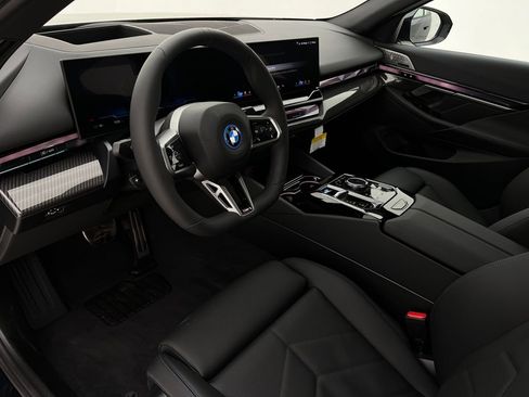 New 2026 BMW i5 eDrive40 w/ M Sport Package image 9
