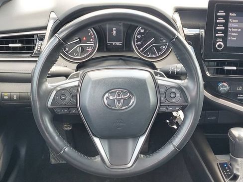 Used 2024 Toyota Camry SE FWD image 11