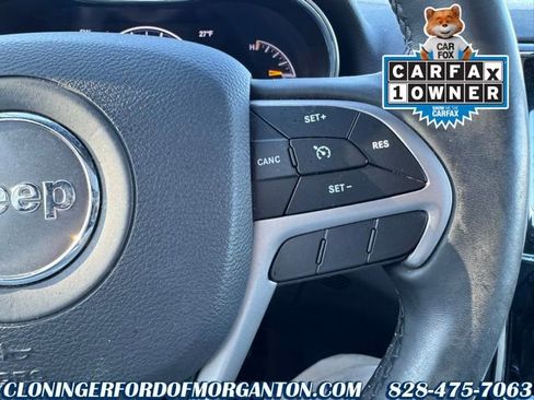 Used 2019 Jeep Grand Cherokee Limited w/ Trailer Tow Group IV image 23