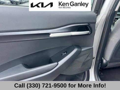 Certified 2024 Kia Seltos LX AWD/4WD image 47
