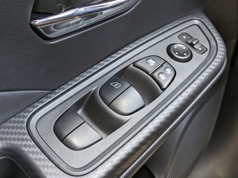 New 2025 Nissan Versa SV w/ Trunk Package image 22