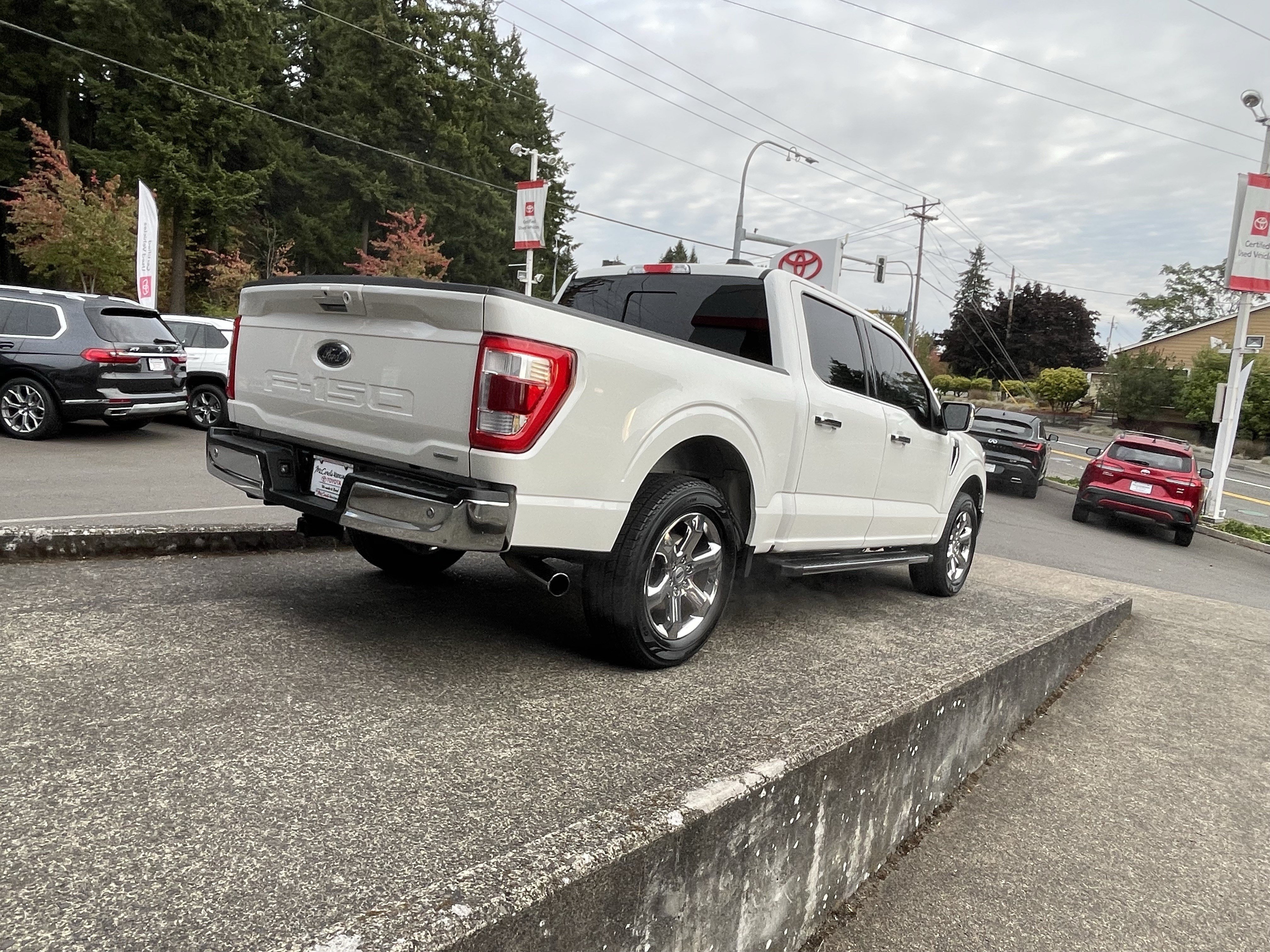 Used 2021 Ford F150 Lariat RWD image 8