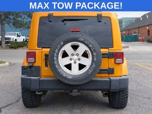 Used 2014 Jeep Wrangler Unlimited Sahara w/ Dual Top Group image 9