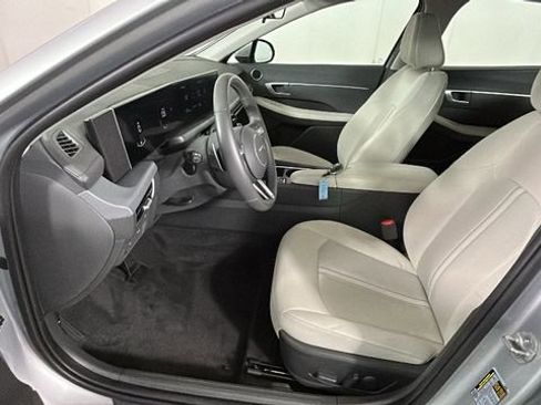 Certified 2026 Hyundai Sonata SEL FWD image 12