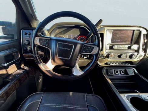 Used 2015 GMC Sierra 3500 Denali w/ Duramax Plus Package image 9