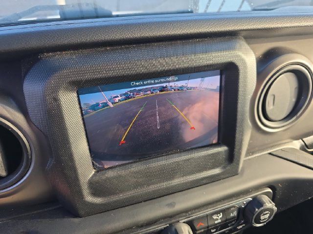 Used 2023 Jeep Wrangler Sport AWD/4WD image 18