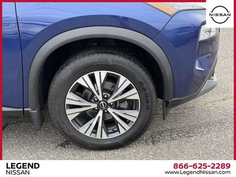 Certified 2023 Nissan Rogue SV w/ SV Premium B Package AWD/4WD image 11