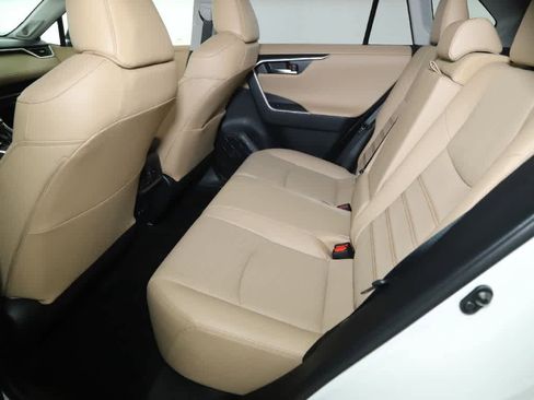 Certified 2019 Toyota RAV4 Limited image 14