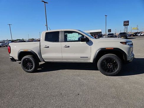 New 2026 GMC Canyon Elevation w/ Convenience Package image 6