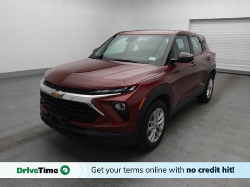 Used 2024 Chevrolet TrailBlazer LS FWD image 1