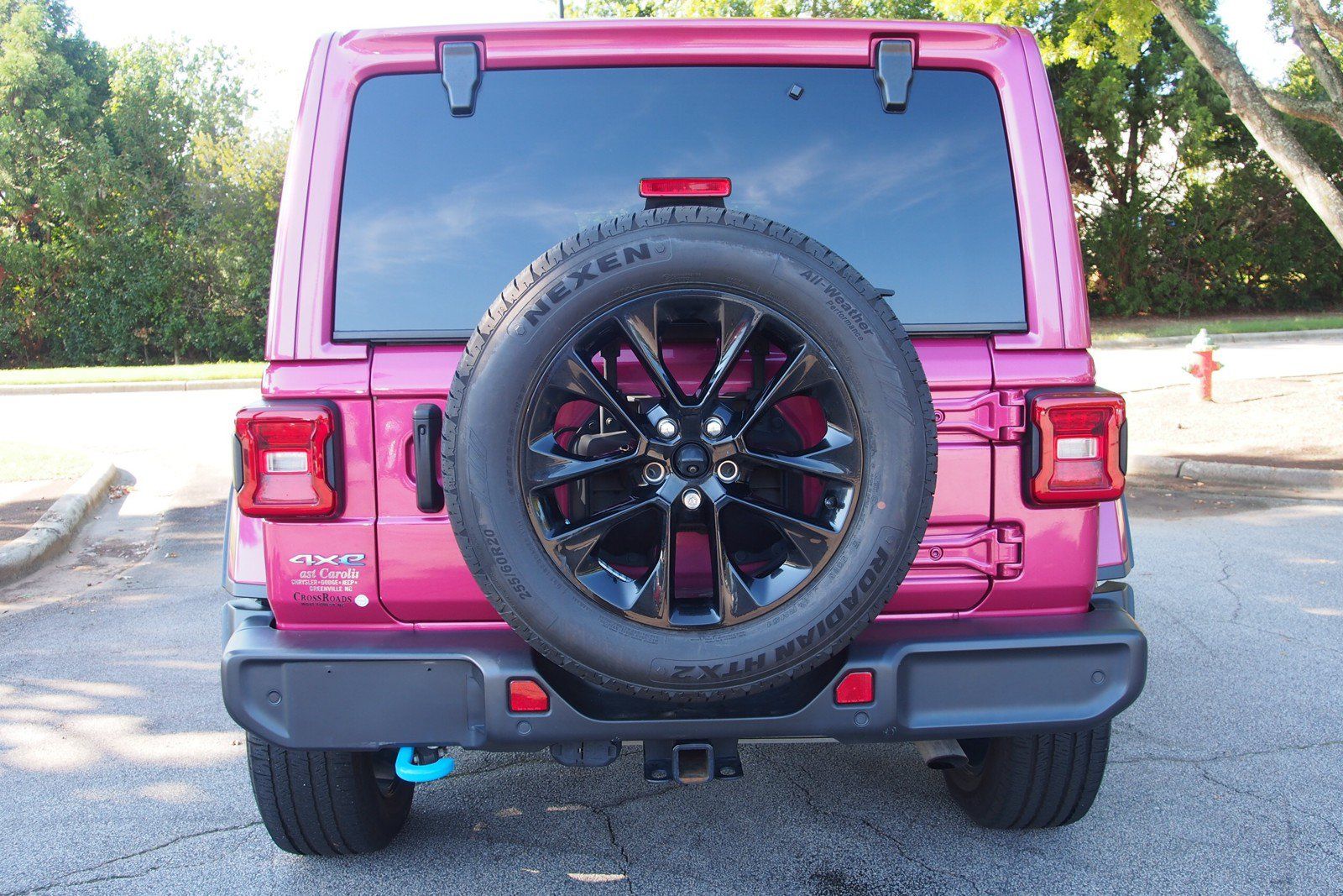 Used 2024 Jeep Wrangler Unlimited Sahara w/ Technology Group AWD/4WD image 6