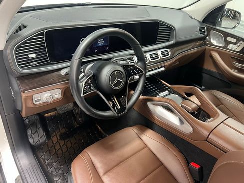 Used 2024 Mercedes-Benz GLE 350 4MATIC image 17