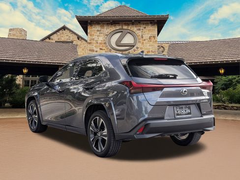 Certified 2025 Lexus UX 300h FWD w/ Accessory Package (Z1) image 3
