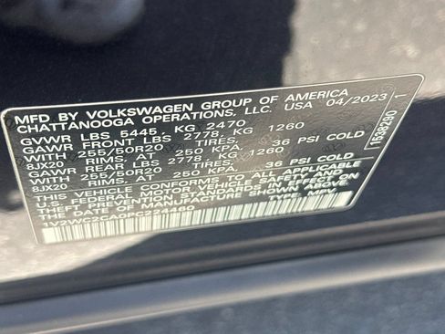 Used 2023 Volkswagen Atlas Cross Sport SE FWD image 29