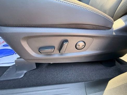 New 2026 Nissan Pathfinder SL image 14