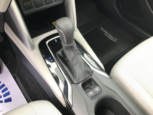 Certified 2023 Toyota Corolla Cross LE AWD/4WD image 21