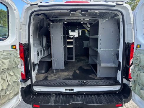 Used 2019 Ford Transit 150 130 Low Roof image 23