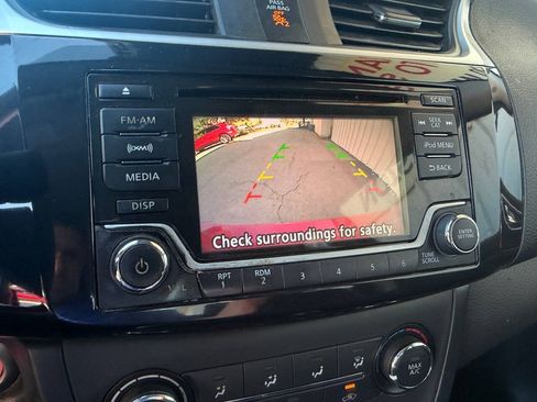 Used 2017 Nissan Sentra SV FWD image 24
