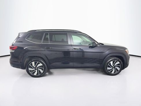 Used 2025 Volkswagen Atlas SE FWD image 10