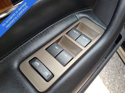 Used 2013 Lincoln MKX AWD image 17