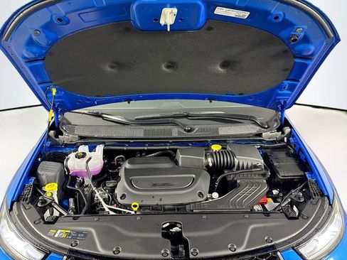 New 2026 Chrysler Pacifica Select image 33