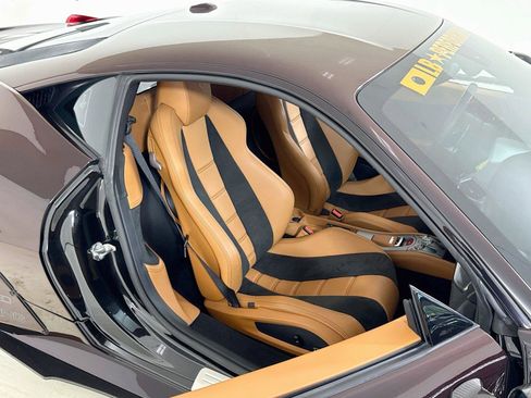 Used 2011 Ferrari 458 Italia Coupe RWD image 26