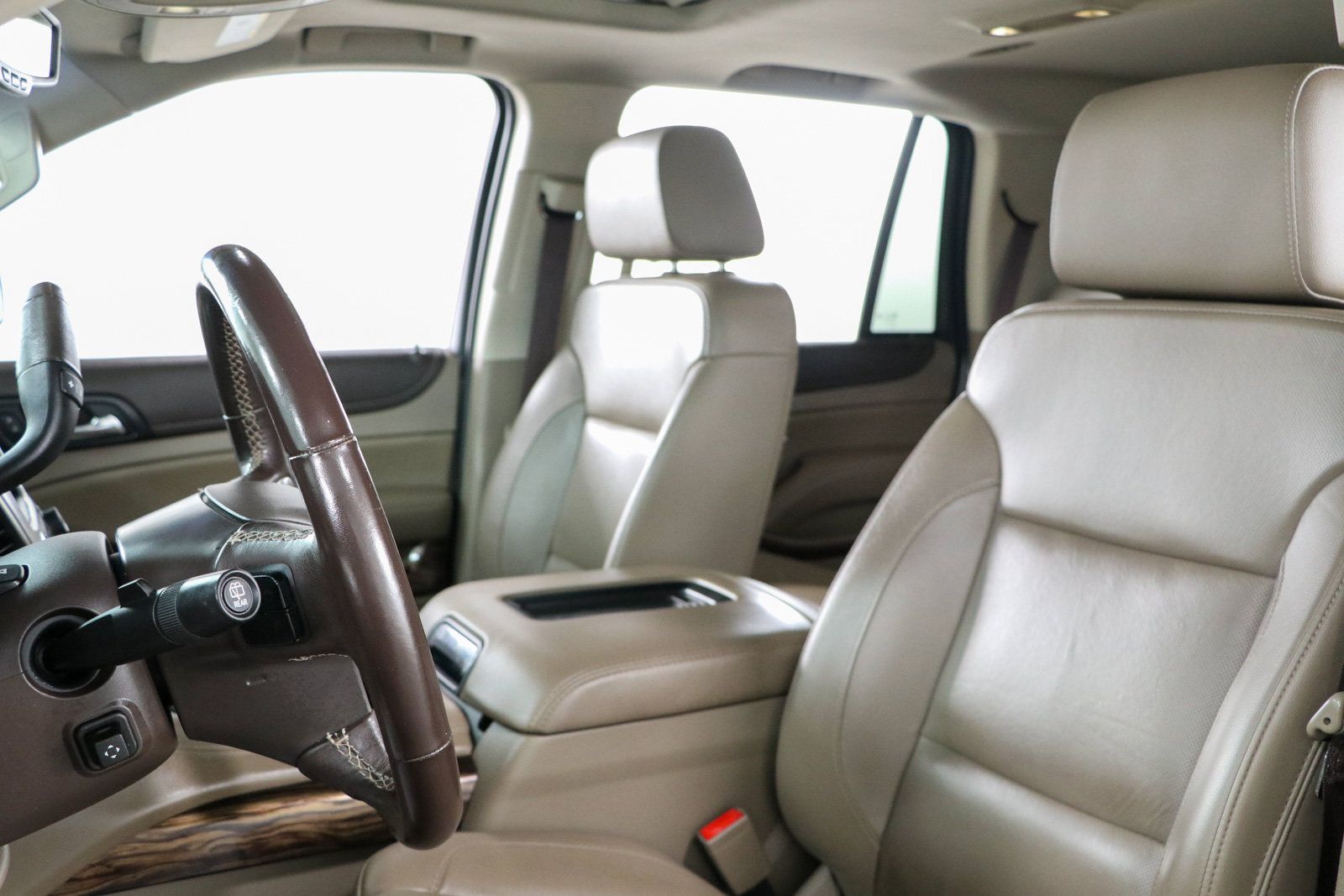 Used 2020 GMC Yukon SLT w/ Premium Edition RWD image 28