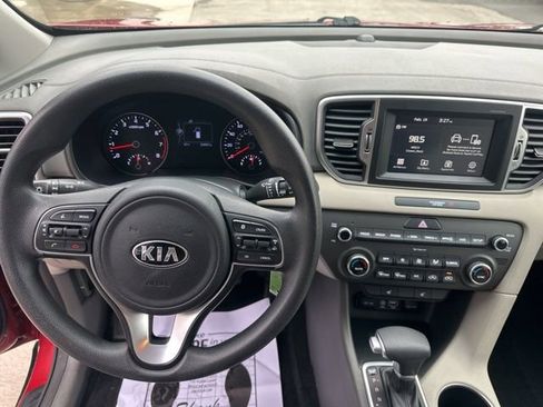 Used 2018 Kia Sportage LX w/ LX Popular Package image 13