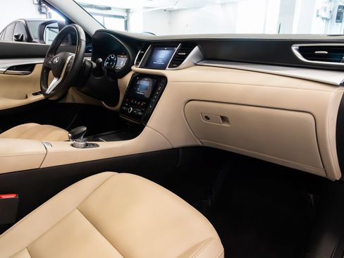 Used 2021 INFINITI QX50 Luxe FWD image 26