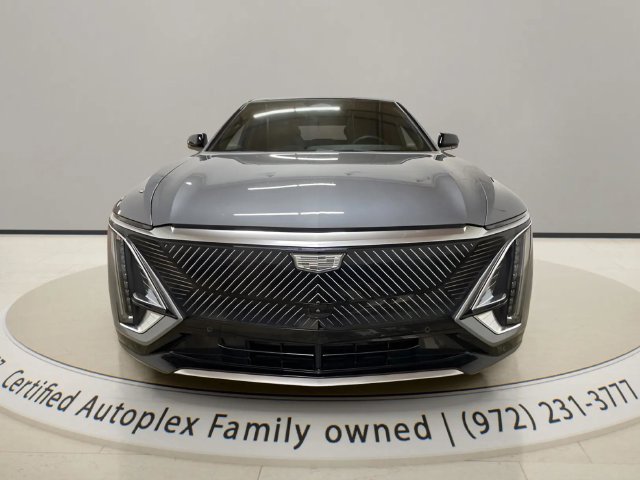Used 2023 Cadillac Lyriq 2WD image 8
