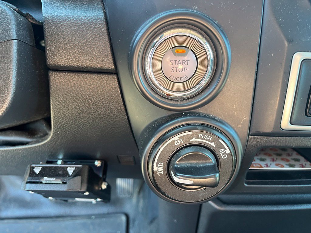 Used 2017 Nissan Titan S AWD/4WD image 14