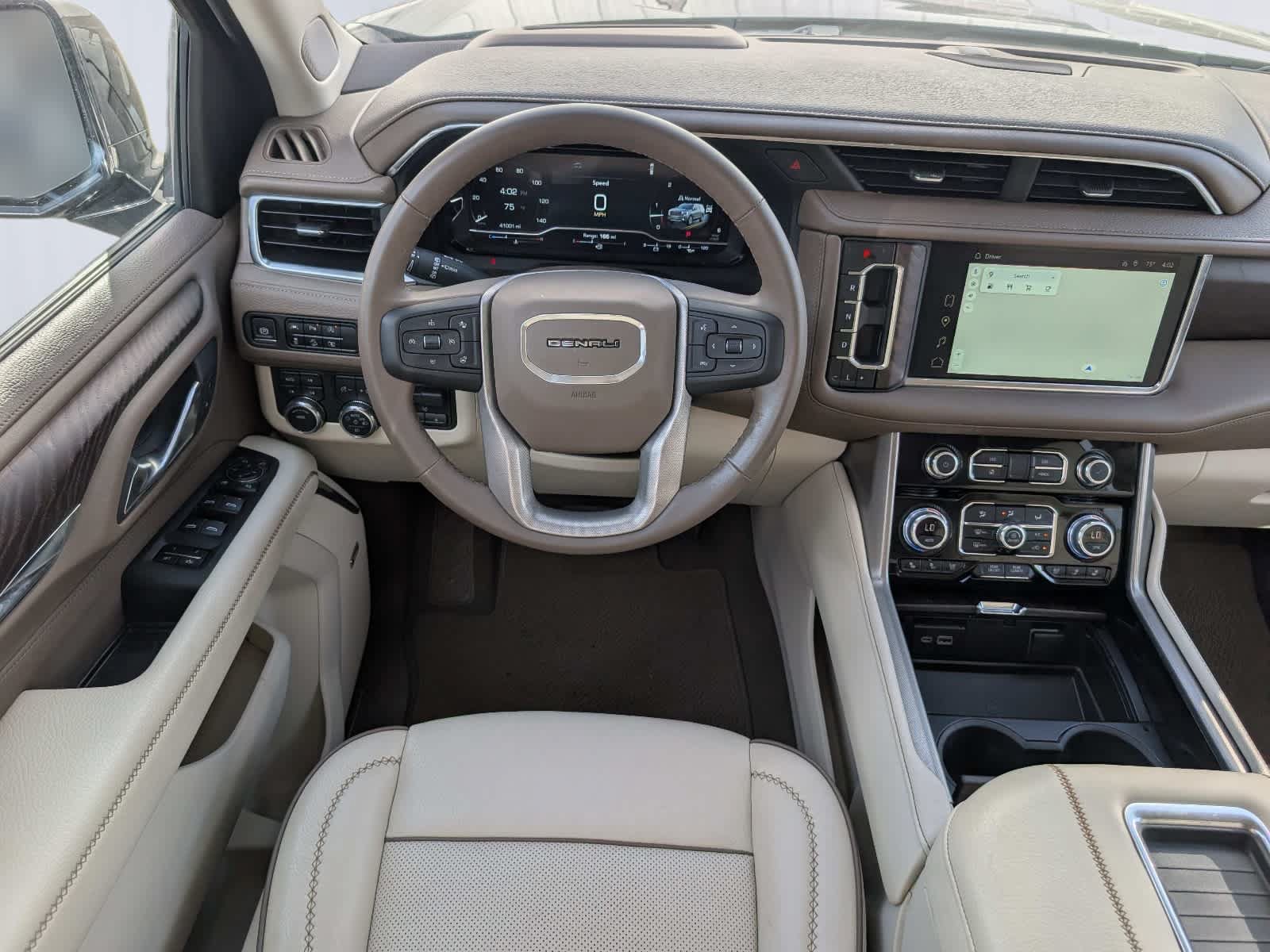 Used 2023 GMC Yukon XL Denali AWD/4WD image 21