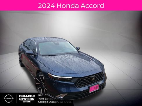 Used 2024 Honda Accord Touring image 1