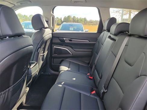 New 2025 Kia Telluride LX image 11