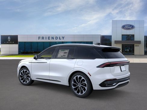 New 2026 Lincoln Nautilus Reserve AWD/4WD image 4