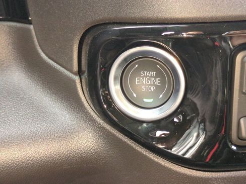 New 2026 Chevrolet Silverado 1500 RST w/ Z71 Off-Road Package image 17