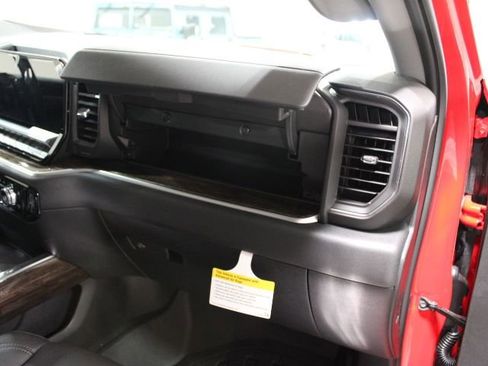 New 2026 GMC Sierra 1500 Elevation w/ Elevation Premium Package AWD/4WD image 29