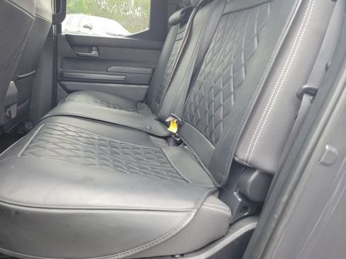 Used 2024 Toyota Tacoma TRD Sport AWD/4WD image 31