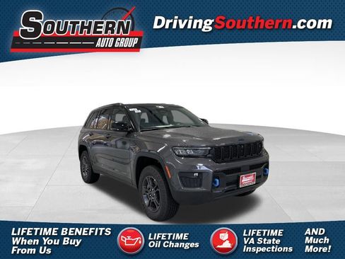 New 2024 Jeep Grand Cherokee Trailhawk w/ Advanced Protech Group II image 1