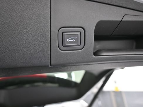 Used 2024 Cadillac XT5 Premium Luxury FWD image 44