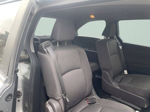 Used 2019 Honda Odyssey LX image 8