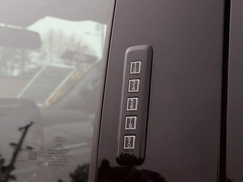 Used 2022 Ford F150 Lariat w/ Equipment Group 502A High image 11