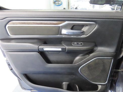 Used 2019 RAM 1500 Laramie w/ Off Road Group image 29