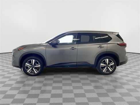 Certified 2025 Nissan Rogue SL w/ SL Premium Package image 7