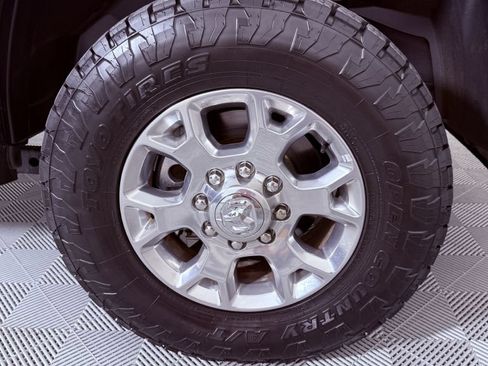 Used 2024 RAM 2500 Laramie w/ Safety Group AWD/4WD image 28