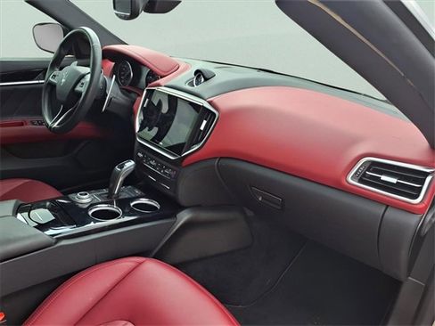 Used 2022 Maserati Ghibli Modena Q4 image 22