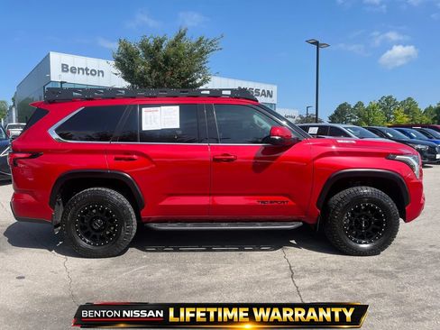 Used 2023 Toyota Sequoia SR5 w/ SR5 Premium Package AWD/4WD image 10