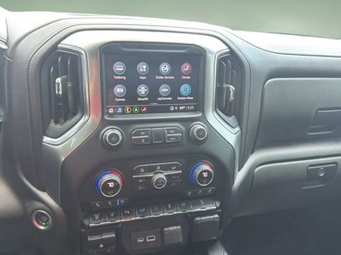 Used 2021 Chevrolet Silverado 2500 LTZ w/ LTZ Premium Package AWD/4WD image 17