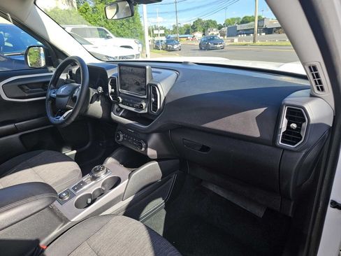 Used 2021 Ford Bronco Sport Big Bend w/ Big Bend Package AWD/4WD image 4